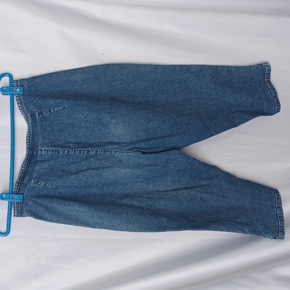 Vintage High Waisted Liz Claiborne Capri Jeans Size 12, front pockets - Picture 3 of 8